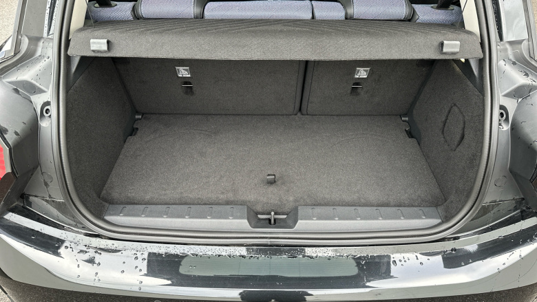 MINI Cooper 135kW E Classic 41kWh 3dr Auto Electric Hatchback